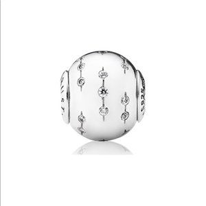 Pandora Essence TRUST Charm